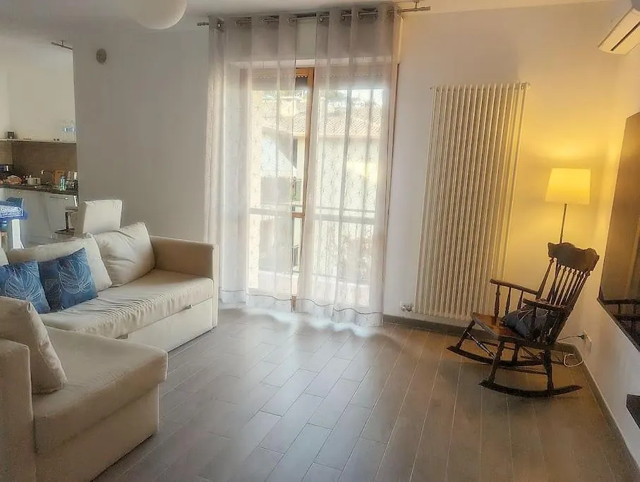 Apartment 佩斯坎蒂那 意大利